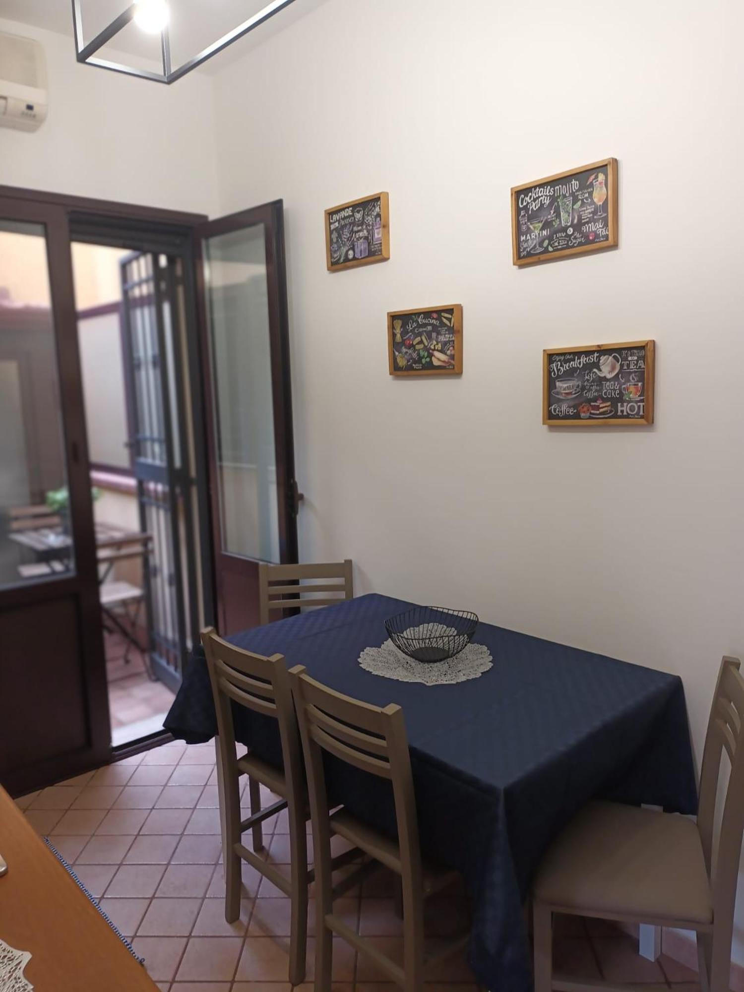 Le Case Del Cortile คาตาเนีย ภายนอก รูปภาพ