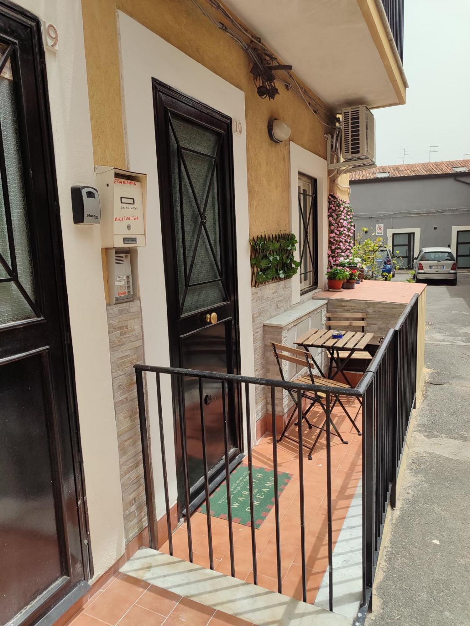 Le Case Del Cortile คาตาเนีย ภายนอก รูปภาพ